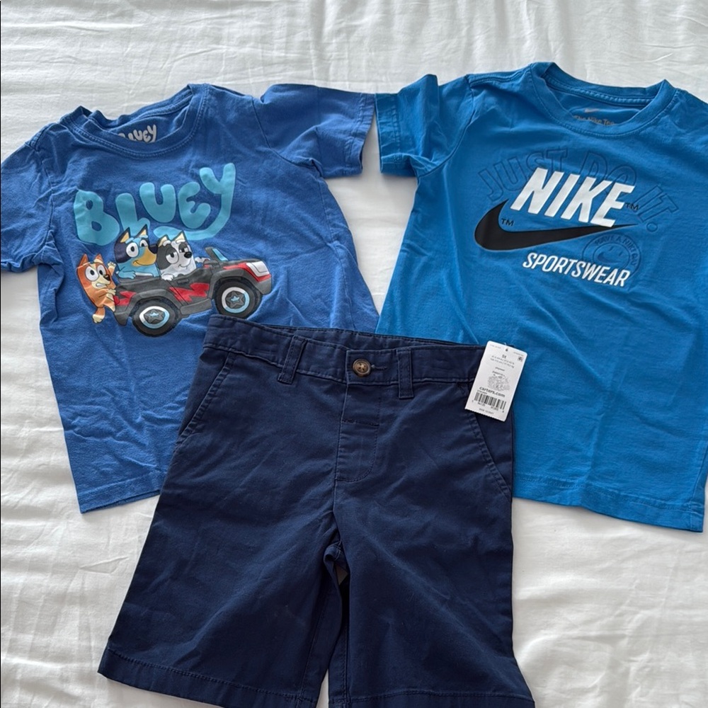 Bluey T-Shirt, Nike shirt, & Navy Shorts Set size 5